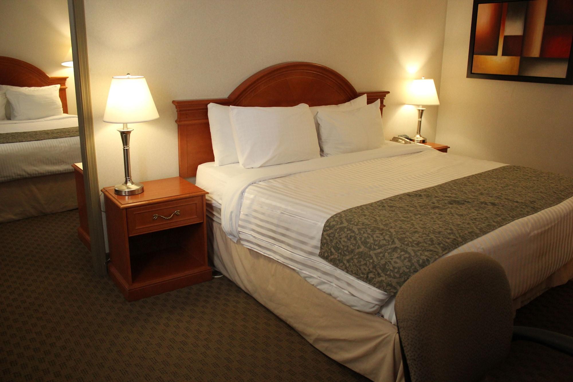 Ramada By Wyndham Edmonton South Ξενοδοχείο Εξωτερικό φωτογραφία