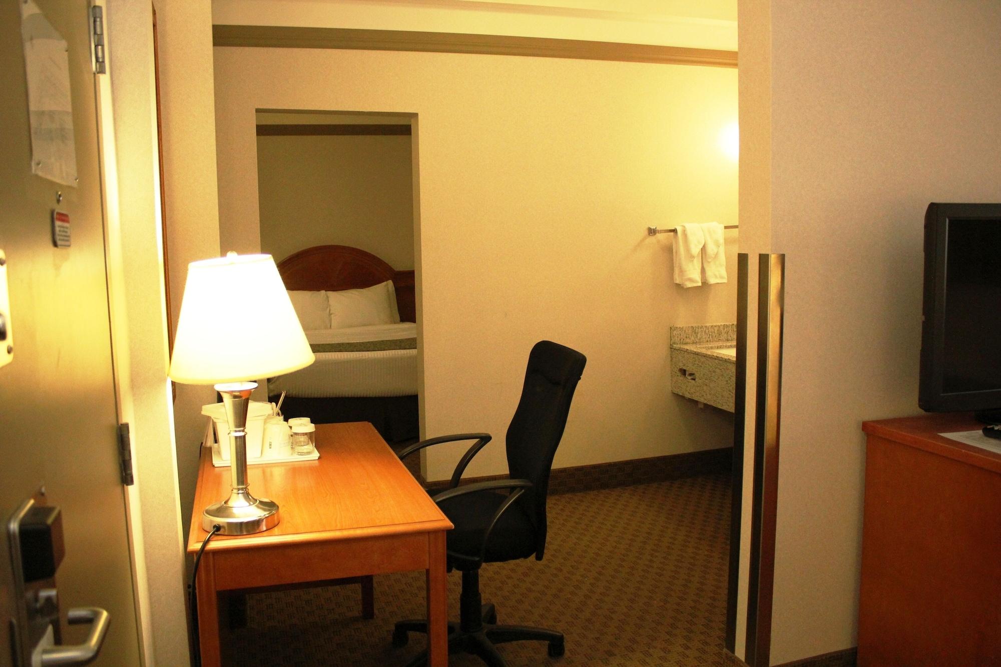 Ramada By Wyndham Edmonton South Ξενοδοχείο Εξωτερικό φωτογραφία