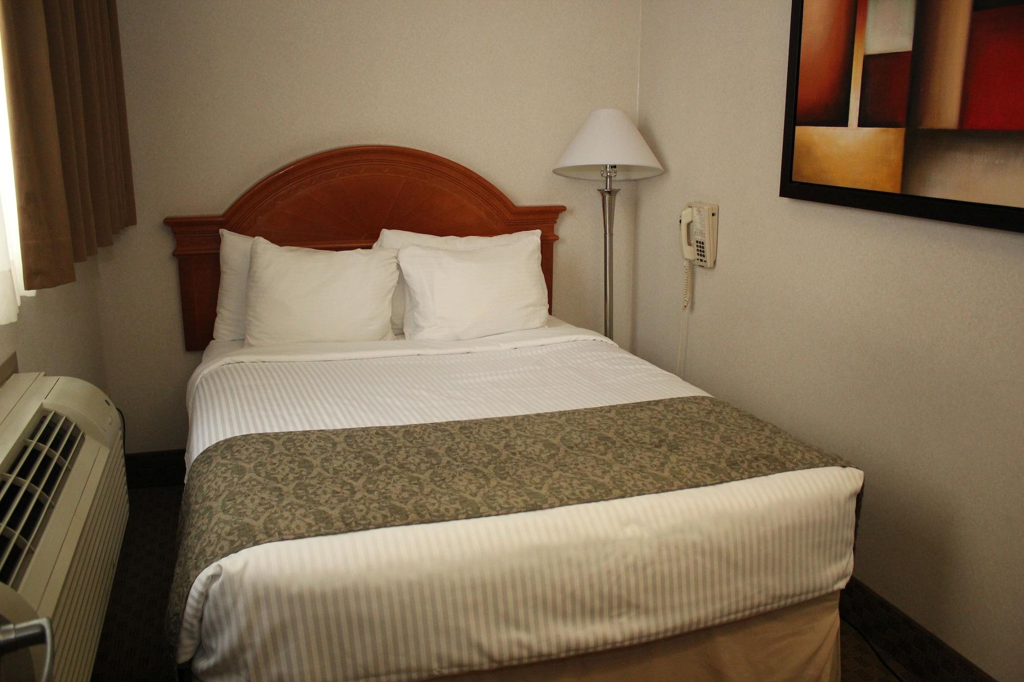 Ramada By Wyndham Edmonton South Ξενοδοχείο Εξωτερικό φωτογραφία