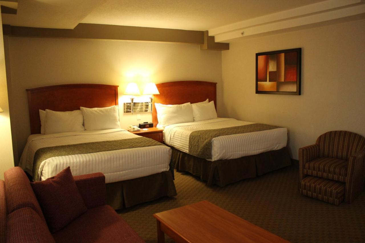 Ramada By Wyndham Edmonton South Ξενοδοχείο Εξωτερικό φωτογραφία