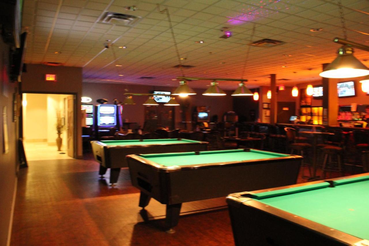 Ramada By Wyndham Edmonton South Ξενοδοχείο Εξωτερικό φωτογραφία