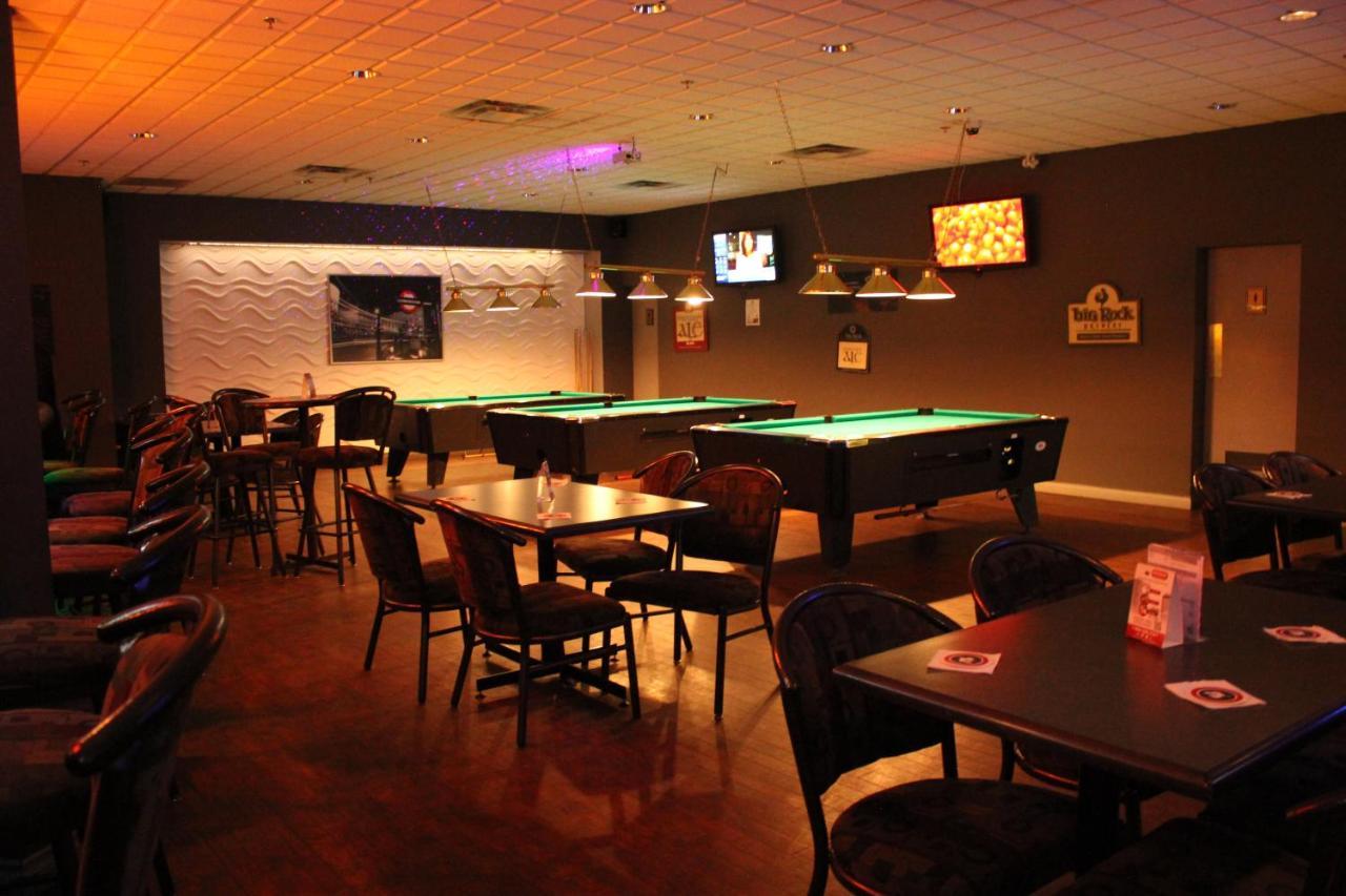Ramada By Wyndham Edmonton South Ξενοδοχείο Εξωτερικό φωτογραφία