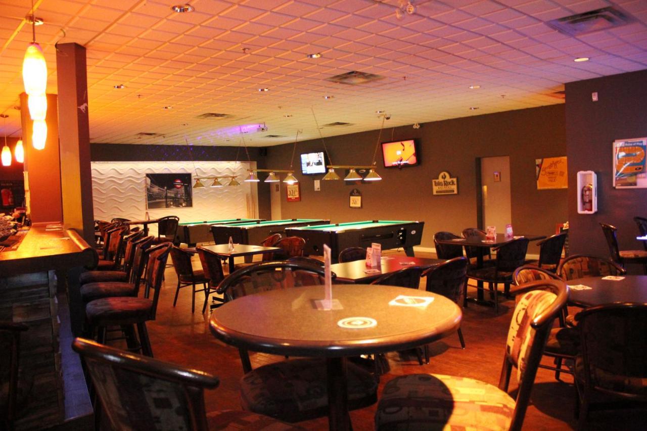 Ramada By Wyndham Edmonton South Ξενοδοχείο Εξωτερικό φωτογραφία